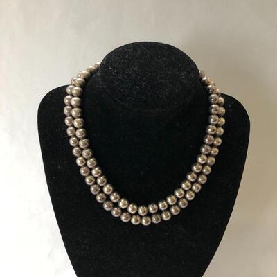 Lot 175 - Jewelry Array