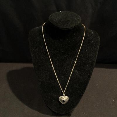 Lot 177 - Necklaces & Bracelets 