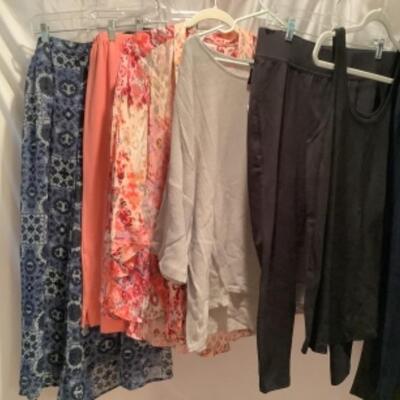 S - 1014 Ladies Clothing Lot Landsâ€™ End, J.Jill  & more Size Medium