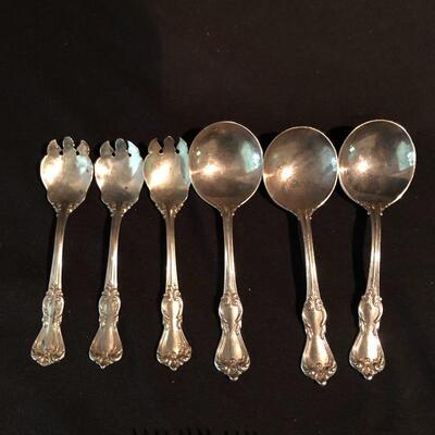 Lot 181 - Reed & Barton Sterling Flatware