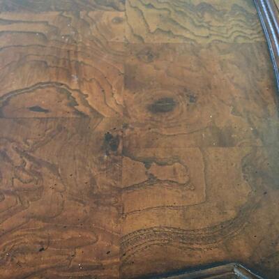 Lot 185 - Hekman  Side Table