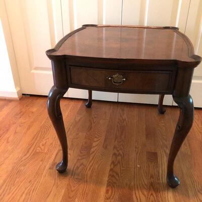 Lot 185 - Hekman  Side Table