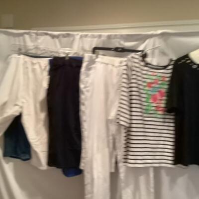 S - 1049 Ladies Clothing Lot Quacker Factory (some new with tags ) Size XL 