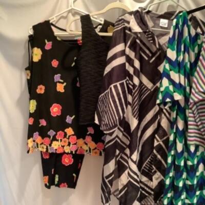 S - 1053 Ladies Clothing Lot Miscellaneous Size XL