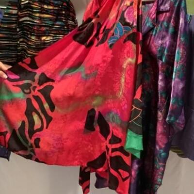 S - 1067 Ladies Clothing Jacket Lot Sizes Range XL,2X, 3X