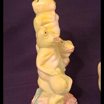 Lot 124: Vintage Frog Statue & Planter