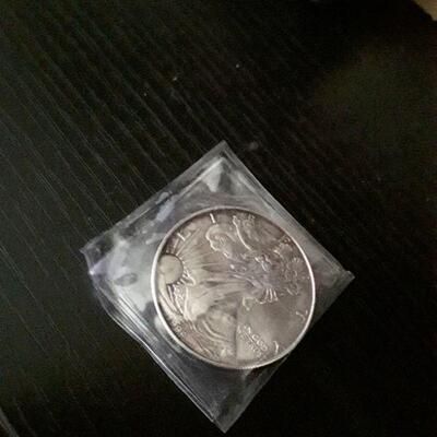 One dollar silver coin 