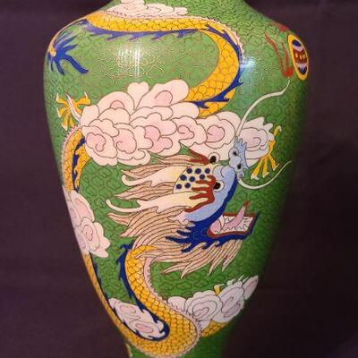 Lot 125: Large Vintage Cloisonne Dragon Vases