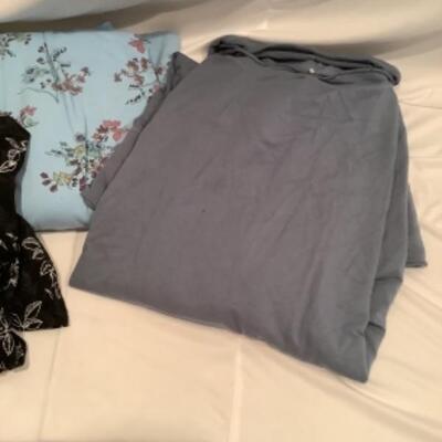 S - 1084 Ladies Clothing Lot - Night Gowns Size 1 X 