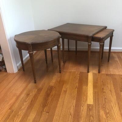 Lot 191 - Heritage Round Table & Nesting Tables
