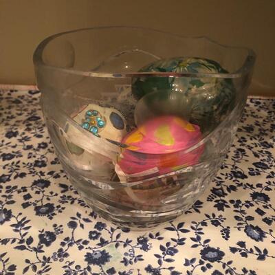 Lot 195 - Fall and Spring Seasonal Decor
