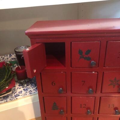 Lot 197 - Large Xmas Assortment