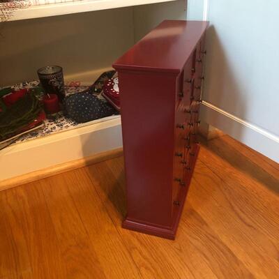Lot 197 - Large Xmas Assortment
