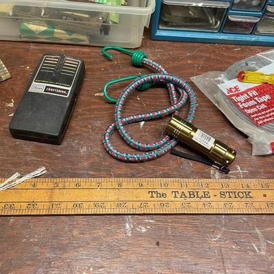 Lot 208 - Tools & Hardware