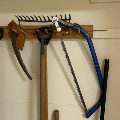 Lot 210 - Garden Hand Tools & Electric Hedger