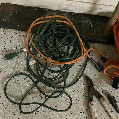 Lot 210 - Garden Hand Tools & Electric Hedger