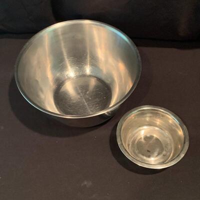 Lot 220 - Kitchen Items, incl Henkel, Kuhn Rikon,  Hand Turned Bowl