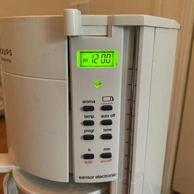 Lot 221 - Blender, Coffee Makers, Toaster, and More