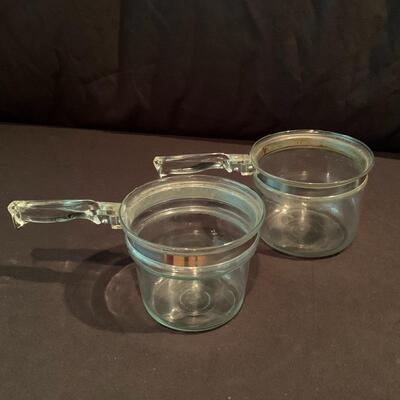 Lot 223 - Vintage Lâ€™Echalote La Sauge Corning Ware Casserole Dish, Pyrex, and More