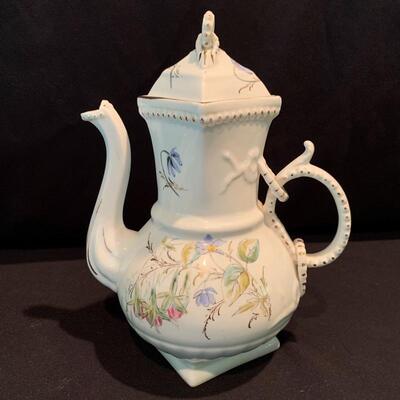 Lot 227 - Gorgeous Sampson Bridgwood & Son Set of Floral China