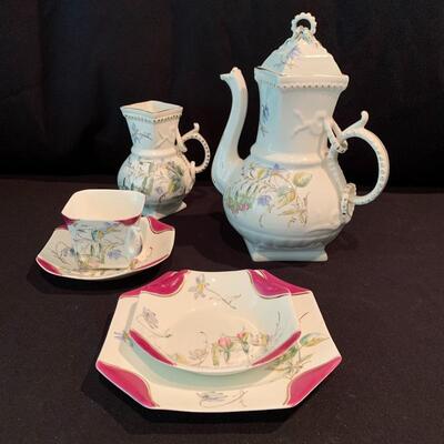 Lot 227 - Gorgeous Sampson Bridgwood & Son Set of Floral China