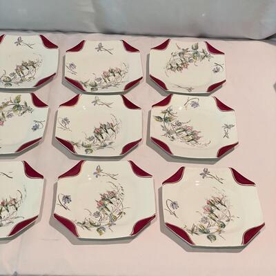 Lot 227 - Gorgeous Sampson Bridgwood & Son Set of Floral China