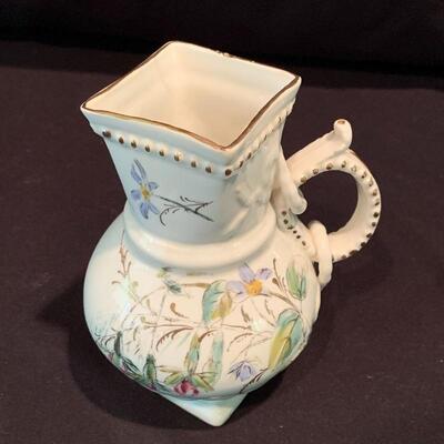 Lot 227 - Gorgeous Sampson Bridgwood & Son Set of Floral China