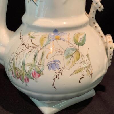 Lot 227 - Gorgeous Sampson Bridgwood & Son Set of Floral China