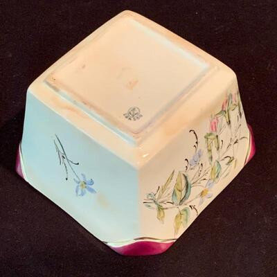 Lot 227 - Gorgeous Sampson Bridgwood & Son Set of Floral China