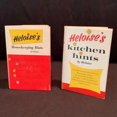 Lot 228 - Vintage Tupperware, Heloiseâ€™s Housekeeping and Kitchen Hints Books, and More