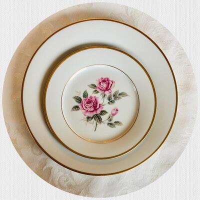 Vintage Noritake Porcelain Dinnerware 12 pcs 