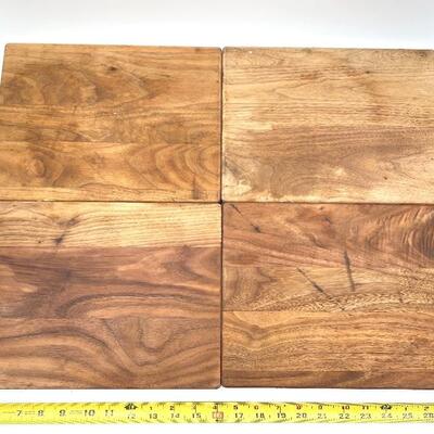 BRAUHAUS PRETZEL WOODEN CUTTING BOARDS SET OF 4