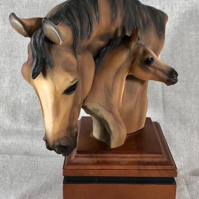 Mill Creek Studios LOVING MOMENT Mare and Foal Horses Figurine Statue
