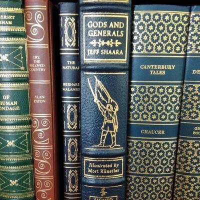 LOT 53  LARGE COLLECTION OF BOOKS