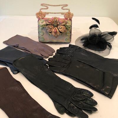 Lot 233 - Mary Frances Purse, Fascinator & Gloves