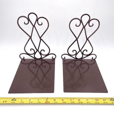 DECORATIVE METAL BOOKENDS SET OF 2