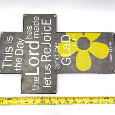 URBAN SOUL CROSS SIGN â€œTHIS IS THE DAY THE LORD HAS MADEâ€