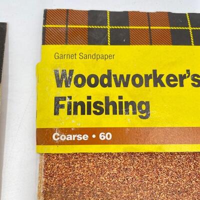 SAW BLADES AND SANDPAPER BUNDLE