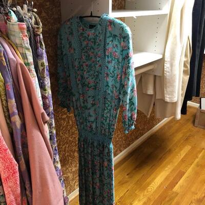 Lot 237 -Spring/Summer Wardrobe Mostly Sizes S & M