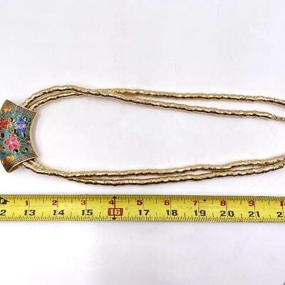 ORNATE FLORAL AND GOLD NECKLACE
