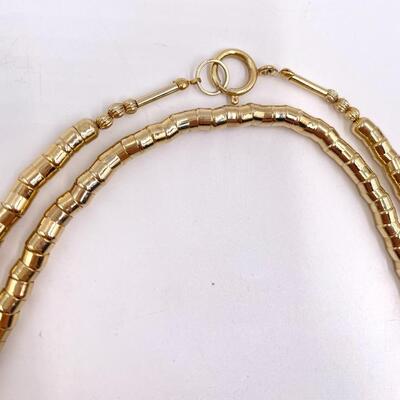 ORNATE FLORAL AND GOLD NECKLACE