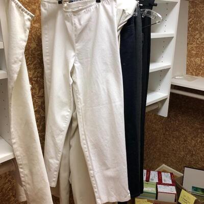 Lot 238 - Eileen Fischer & Talbots Pants Mostly Size S & XS