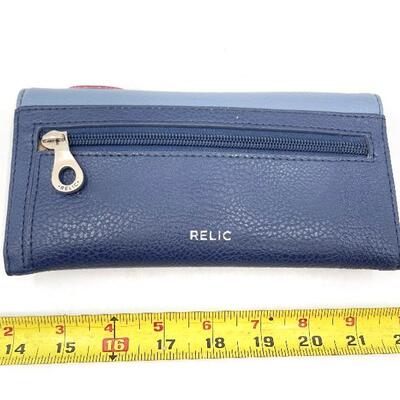 RELIC BLUE HEART WALLET