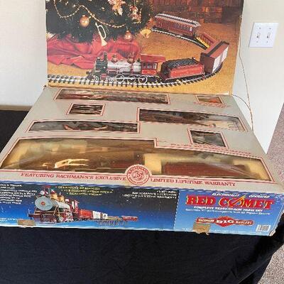 Lot 11 - Vintage Bachmanns Big Haulers Red Comet Electric Train Set With Box