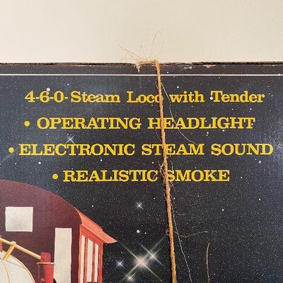 Lot 11 - Vintage Bachmanns Big Haulers Red Comet Electric Train Set With Box