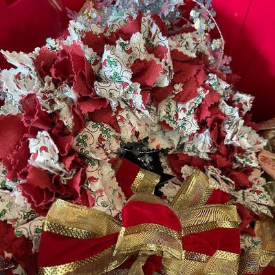 Lot 13 - Vintage Christmas Decor