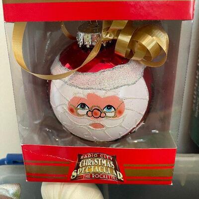 Lot 13 - Vintage Christmas Decor