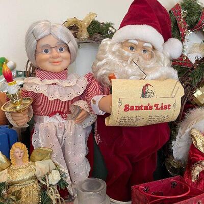 Lot 13 - Vintage Christmas Decor