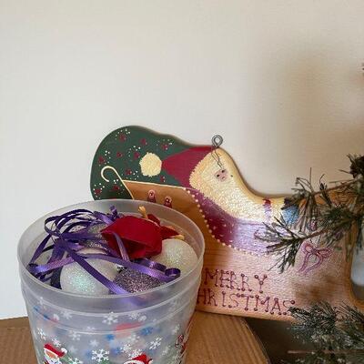 Lot 14 - Christmas Decor and More!