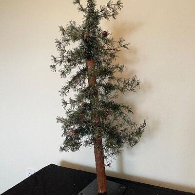 Lot 14 - Christmas Decor and More!